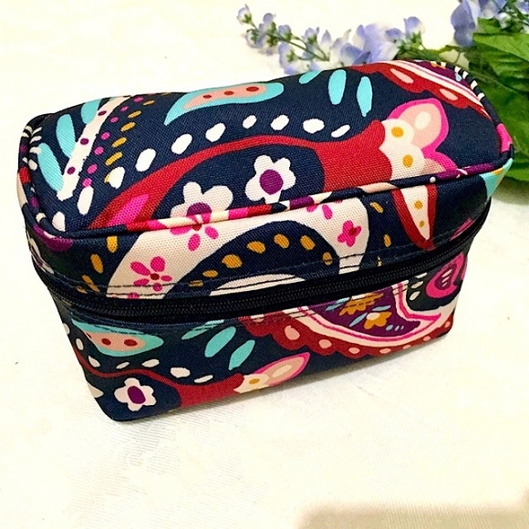 💗Vera Bradley Medium Makeup/Jewelry Travel Bag💗 - Picture 1 of 9